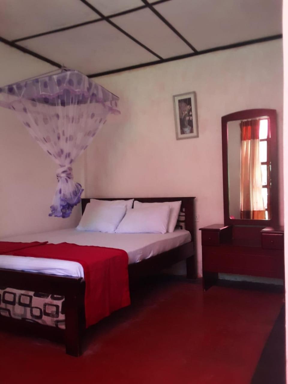 Lily Adam'S Peak Bed & Breakfast Nallathanniya Exterior foto